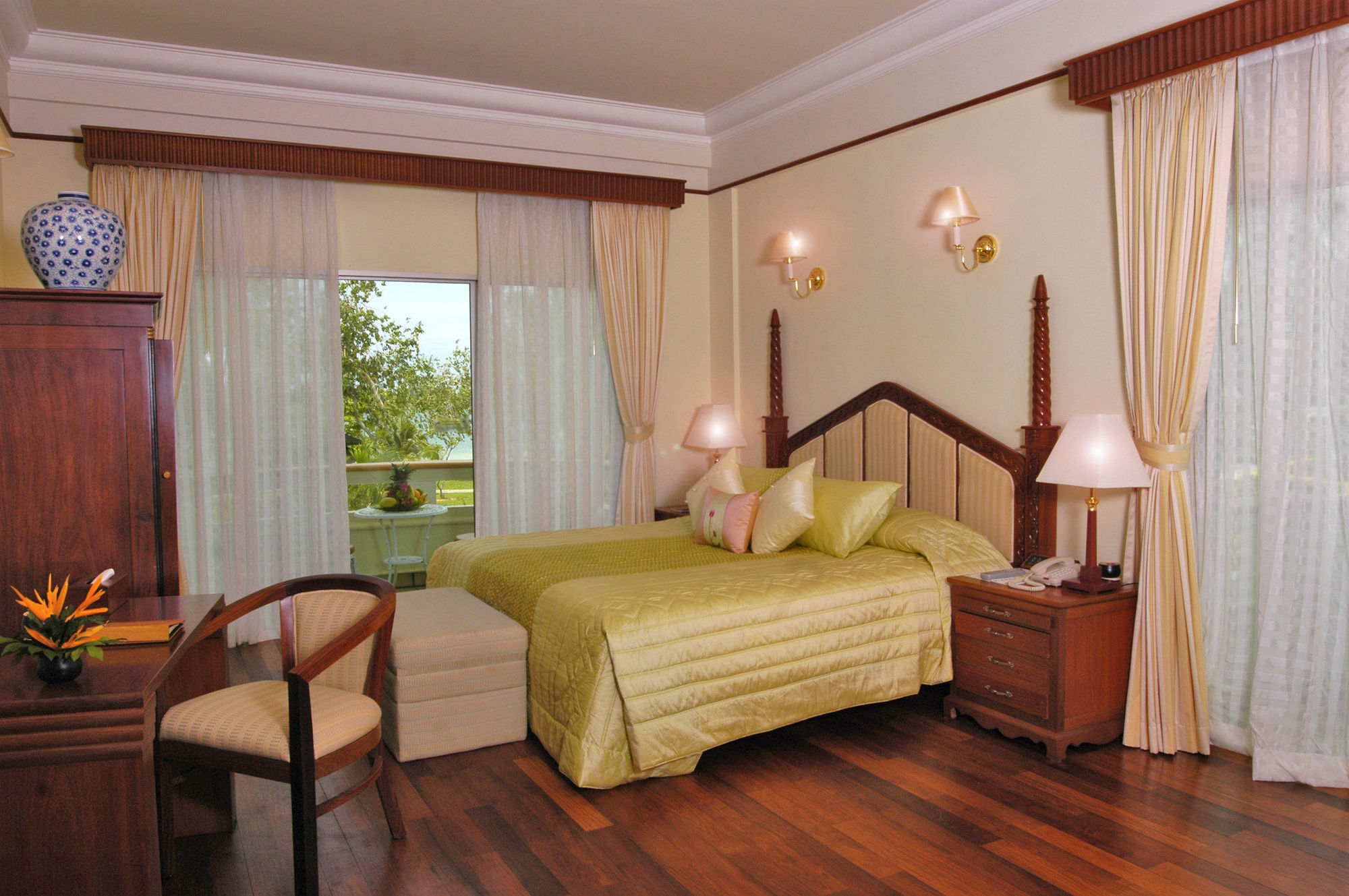Sokha Beach Resort Сіануквіль Номер фото